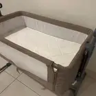 سرير اطفال رضع