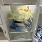 ثلاجه بفريزر صغيره
