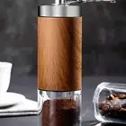 مطحنة يدوية خشبية