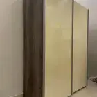 دولاب خشبي