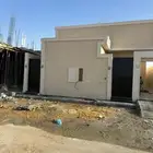 للبيع دور مساحته 300