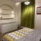 شقة سكنية فاخرة مجهزة بالكامل ع الحزام خلف البساتين مول