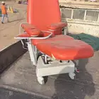كرسي للبيع نظيف