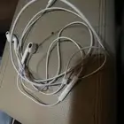 سماعه وفيش ابل الأصلي