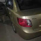 كيا ريو موديل 2010