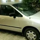 هوندا اوديسي خمس ابواب 7 راكب 4 سلندر
