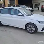تويوتا يارس y بلس 2026 وy ستاندر