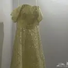 فستان للبيع