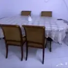 طاولة طعام للبيع