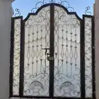 للبسع ابواب حديد و الألمنيوم