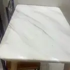 للبيع طاوله طعام