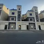 للبيع شقه دور ثاني مع سطح بحي درة الموسي ب550الف