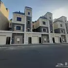 للبيع شقه دور ثاني مع سطح مستقل بحي درة الموسى ب550الف