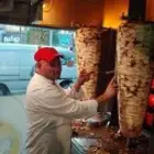 تدريب عمال وتجهيز خلطات وبهارات