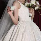 إيجار فستان عروسة