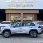 تويوتا راف فور XLE بنزين نص فل 2025