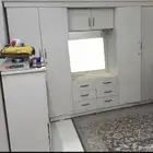 للبيع دولاب كبير مفكوك وجاهز