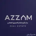 دور علوي فاخر للإيجار في إشبيليا