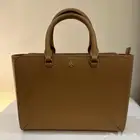 شنطة توري بورش