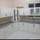 شقه للايجار الرمال التعمير راكب مكيفات ومطبخ