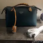 شنطة فندي وشنطة كوتش جديده نظيفه