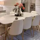 طاولة طعام ل 8 اشخاص