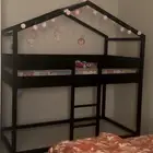 سرير الاطفال