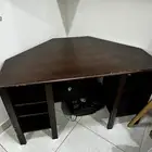 مكتبة للبيع