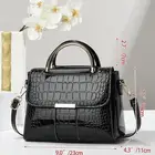 حقيبة يد سوداء