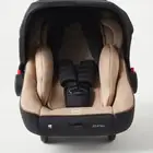 هزاز اطفال وكرسي سيارة