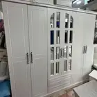 دولاب ملابس متوفر سرير خشب