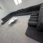 مجلس أرضي اللون رصاصي