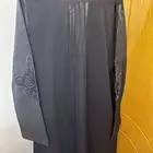 عبايه جديده ونظيفه ولم تستعمل ابداا