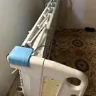 سرير طبي نظيف على السوم
