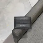 محفظة بطاقات كالفن كلاين