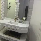 مغسله رخام صناعي المقاس 130 متر في 70 تقريبا