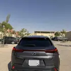 لكزس UX200 Fsport موديل 2022 ماشيه 22900 فقط