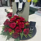 مندوب توصيل وتنسيق هدايا مولات اسواق وكالات سيارات يوجد شحن