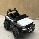 سياره جيب لعبه كهربائيه