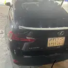 لكزس فل كامل ارنوب نضيفه جدا  السياره مخزنه 5سنوات ممشاه 220