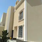 مشرف على تشطيب الفله او الفلل او مصانع او محلات تجارية