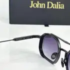 نظارات شمسية أحدث إطلالات john Dalia