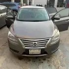 سيارة للإيجار الشهري