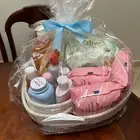 سلة هدايا لحديثي الولادة - Newborn Babies Gift Basket