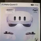 نظارة vr ميتا كويست 3 مع ملحقات شبه جديده