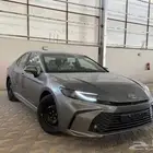 كامري2025 ستاندر خليجي لون تتانيوم وفضي