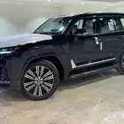 جيب لكزس اسود للإيجار الشهري