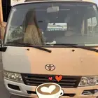 تويوتا كوستر باص
