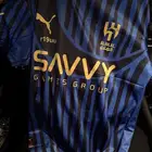 بدلة نادي الهلال السعودي(درجه أولى مقاسXL ). 150 ريال