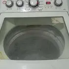 غسالة للبيع دايو تعمل بحالة ممتازة ( استخدام قليل)